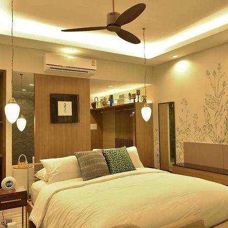 Tungtong Beach Villas Thap Sakae Exteriör bild