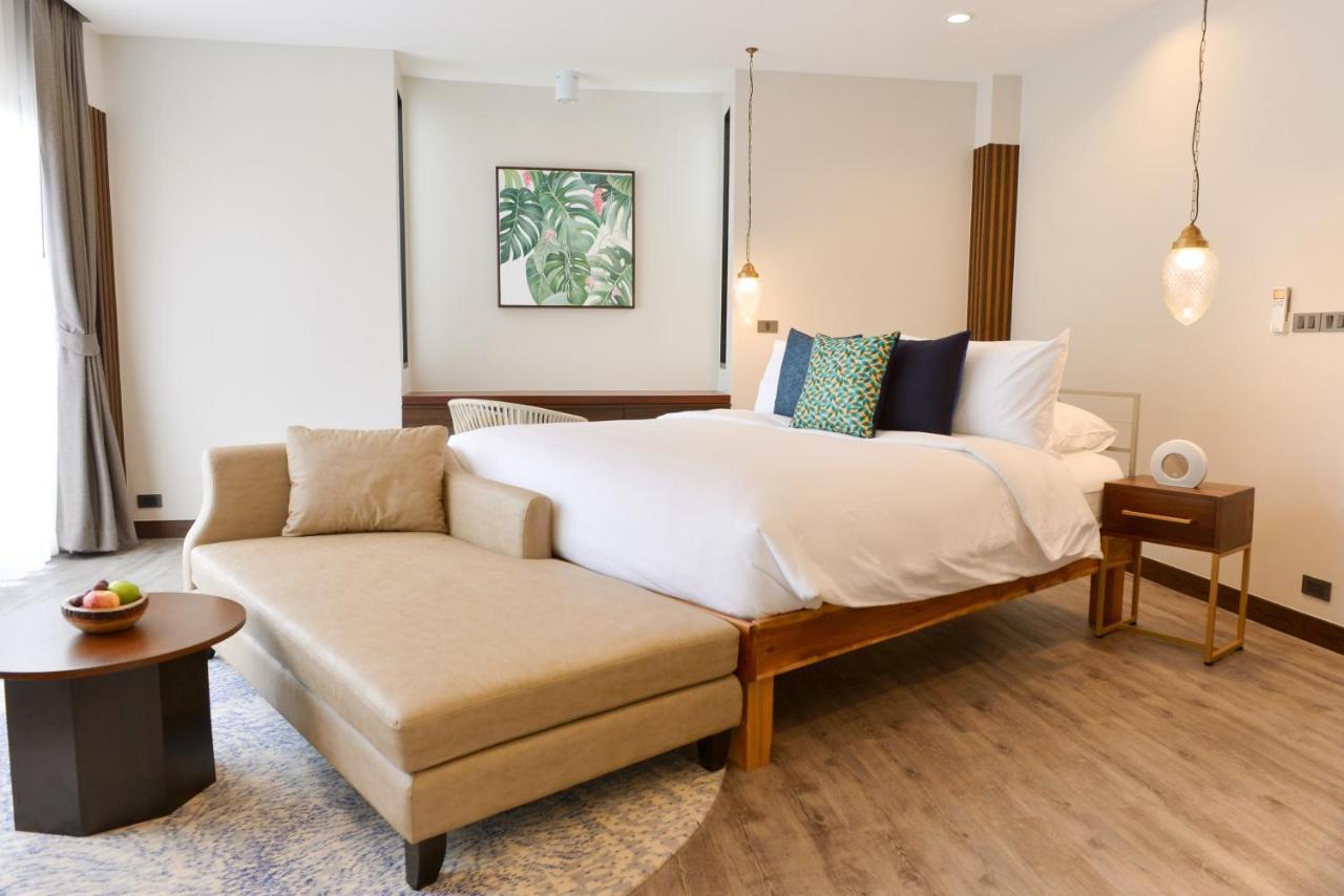 Tungtong Beach Villas Thap Sakae Exteriör bild