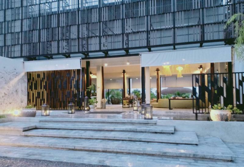 Tungtong Beach Villas Thap Sakae Exteriör bild